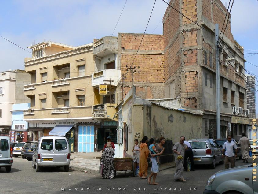 place de Gambetta et av. de Gambetta .jpg